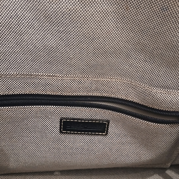 VINTAGE Dooney & Bourke Black Leather Gray Canvas Shoulder Bag Medium Size - Picture 10 of 11